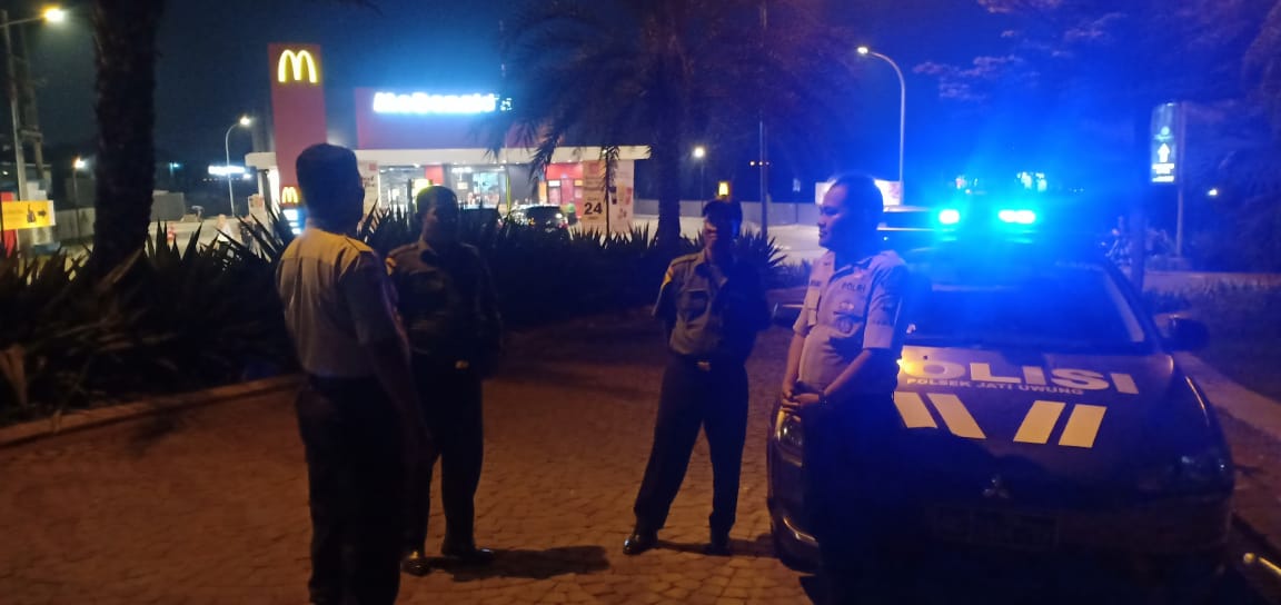 Polsek Jatiuwung Gelar Patroli Biru, Berikan Rasa Aman Kepada Masyarakat di Malam Hari