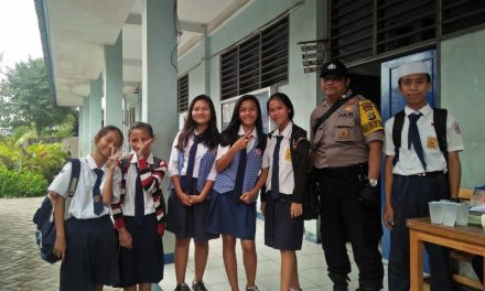 Wujud Kedekatan Bhabinkamtibmas Aiptu Yudhi Dengan Pelajar SMK Bina Mandiri