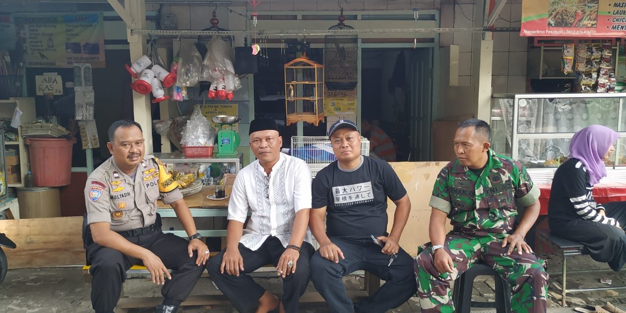 Bhabinkamtibmas Polsek Cipondoh Ngerumpi Bareng Tomas Bahas Bahaya Kebakaran