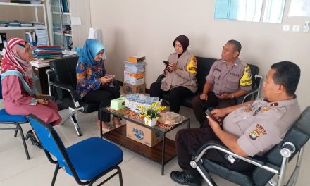 “GIAT COOLING SYSTEM” KUNJUNGAN KAPOLSEK KARAWACI KEPADA MAHASISWA KAMPUS SEKOLAH TINGGI ILMU KESEHATAN ( STIKES ) MARGASARI KARAWACI