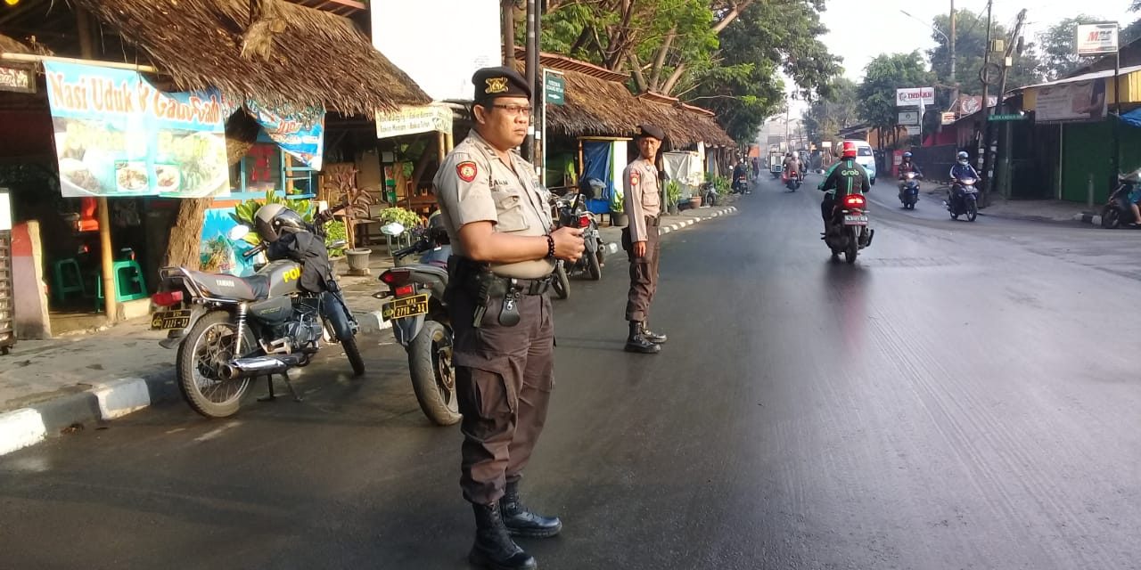 Unit Samapta Polsek Neglasari Berikan Pelayanan Prima