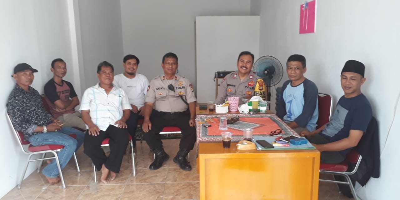 Aiptu Ruslan Bhabinkamtibmas Ds. Tanjung Pasir Giat Pemantau Situasi Kamtibmas Jelang Pilkades