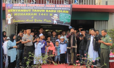 AIPTU TRI YULI MENGHADIRI SANTUNAN ANAK YATIM YANG DISELENGARAKAN OLEH BPPKB DPC KOTA TANGERANG