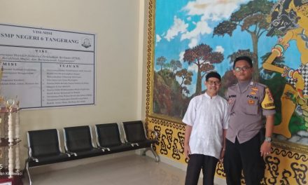 “GIAT POLKISS” BHABINKAMTIBMAS KEL.KARAWACI BARU SAMBANG SEKOLAH SMPN 6 PERUMNAS I