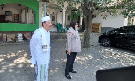 KAPOLSEK KARAWACI AKP YULIES ANDRI PRATIWI, S.I.K SILATURAHMI DI PONPES AR – RUHAMA