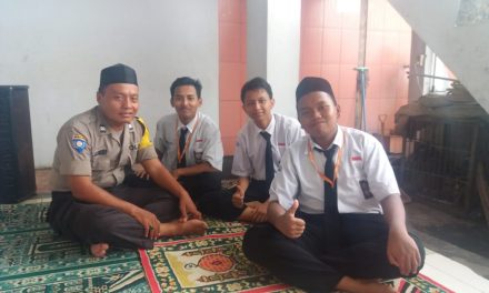 Jaga Keamanan Sekolah, Bhabinkamtibmas Polsek Cipondoh Rajin Berkunjung