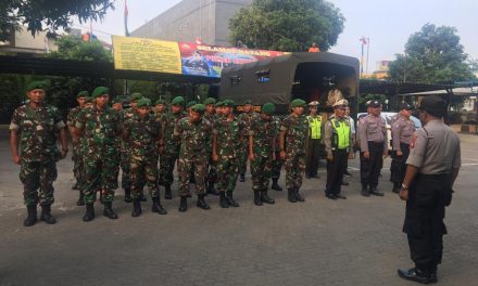 Jelang Pelantikan Presiden, Polsek Jatiuwung Patroli Bersama TNI Jaga Wilayah Tetap Aman