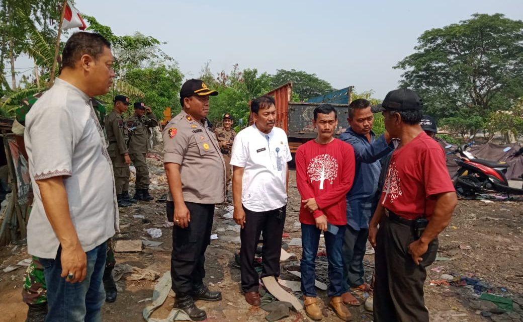 Kapolsek Neglasari Sambangi Tokoh Masyarakat H. Diding