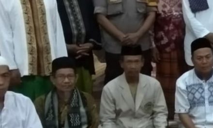 Tingkatkan Iman dan Taqwa, Binmas Polsek Neglasari Shubuh Bersama Warga