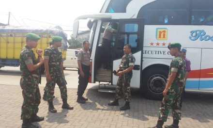 Persempit Ruang Gerak Teroris, Pos Sekat Polsek Jatiuwung Periksa Seluruh Kendaraan Yang Melintas