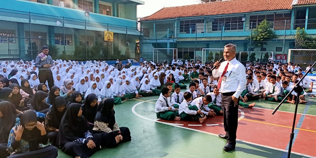 Kanit Intel Polsek Cipondoh  Berikan Penyuluhan Kepada Siswa di Yayasan Muhammadiyah