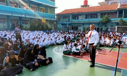 Kanit Intel Polsek Cipondoh  Berikan Penyuluhan Kepada Siswa di Yayasan Muhammadiyah