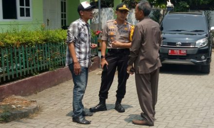 Bersama Muspika Kapolsek Teluknaga Kondusifkan Situasi Jelang Pilkades