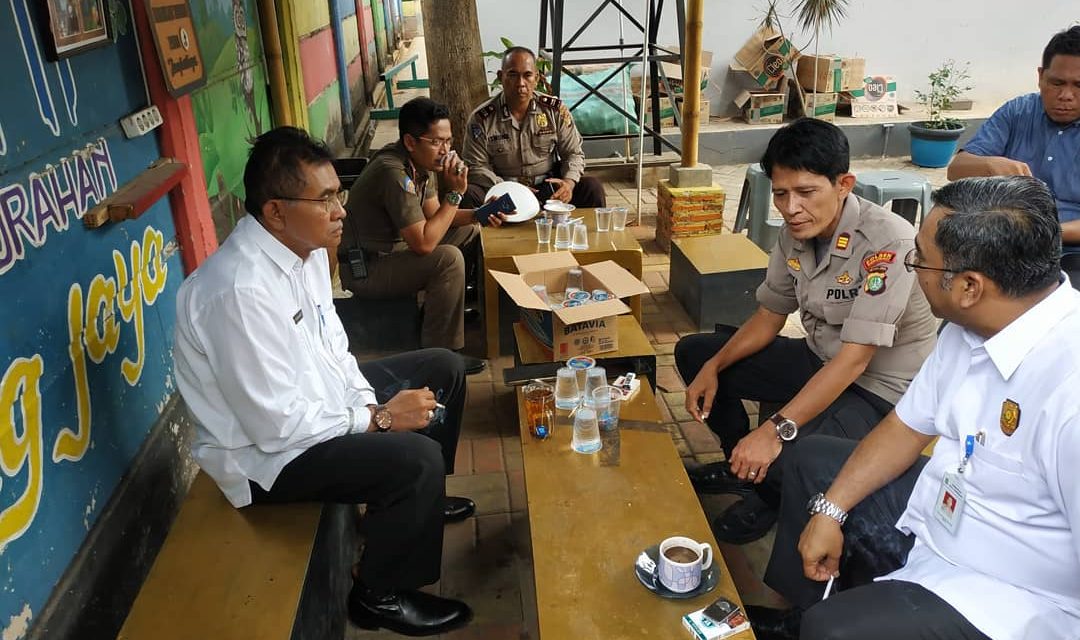 Dalam Rangka Rapat Koordinasi Wakapolsek Karawaci AKP NURJAYA SH Sambangi Pihak Sat Pol PP Kota Tangerang