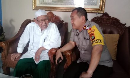 Kapolsek Cipondoh Beserta Jajaran Sambangi dan Silaturahmi kepada Toga di Yayasan Al Fitroh Poris Plawad Utara