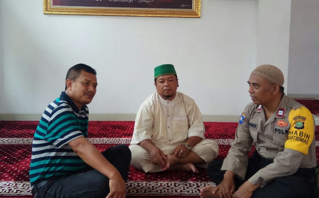 Sosialisasi Kamtibmas dalam Rangka Penggalangan Bhabinkamtibmas Cipete Sambangi Toga dan Tomas Cipete