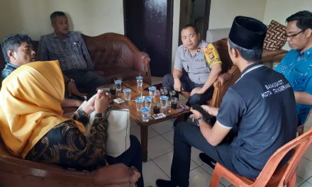 Cooling System dan Penggalangan, Kapolsek Cipondoh Sambangi dan Silaturahmi Dengan Ketua Pokdarkamtibmas Pinang Cipondoh