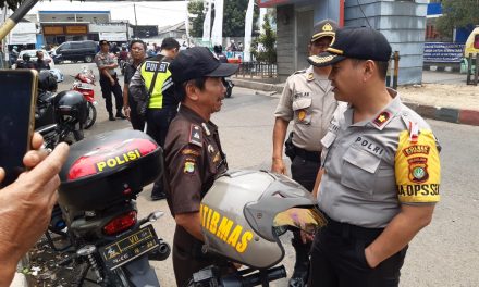 Cooling System dan Penggalangan, Kapolsek Cipondoh Sambangi dan Silaturahmi Dengan Ketua Pokdarkamtibmas Pinang Cipondoh