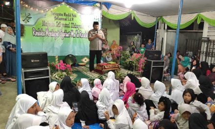 Hadiri Peringatan Maulid Nabi, Ini Pesan Kamtibmas Kapolsek Neglasari di Majelis Ta’lim Adiyatul Hidayah