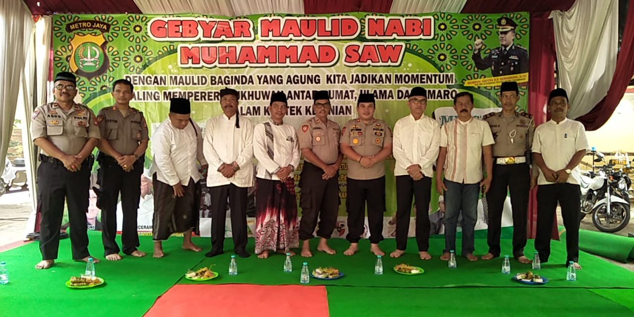 Bersama Da’i Kamtibmas, Kapolsek Jatiuwung Membuka Acara Gebyar Maulid Nabi Muhammad SAW 1441 H