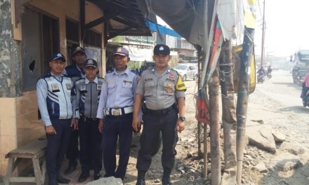 Penertiban Truk Tanah Diwilayah Polsek Teluknaga