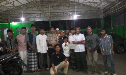 Program Polsantren, Bhabinkamtibmas Ajak Santri Bijak Menggunakan Medsos