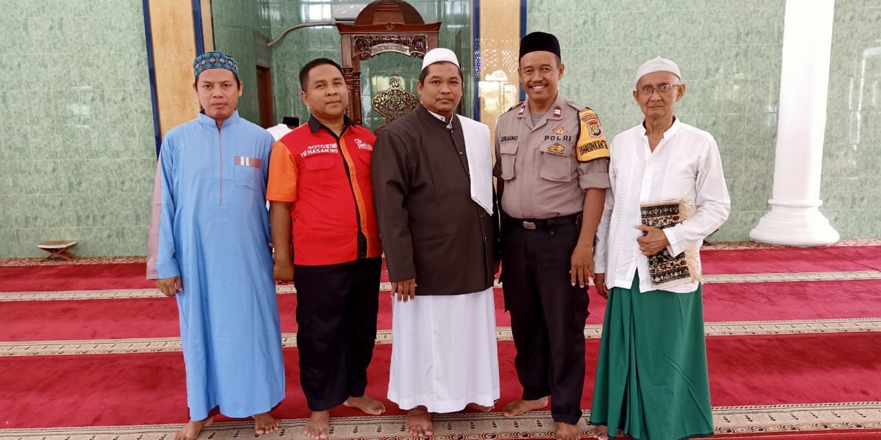 Kunjungi Tokoh Agama, Bhabinkamtibmas Polsek Cipondoh Mengajak Tidak Mudah Terpengaruh Berita Hoax