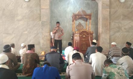 Kapolsek Batu Ceper KOMPOL HIDAYAT IWAN IRAWAN,SH.MA mengucapkan Terima kasih atas kerjasamanya antara pihak kepolisian dan warga masyarakat Kec.Batu Ceper yang telah membantu menjaga Kamtibmas jelang pasca Pilpres dan Jelang Pelantikan Presiden