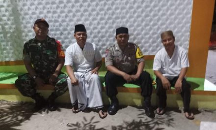 Gelar Sambang Dialogis, Bhabinkamtimas Sudimara Pinang Kunjungi Tokoh Agama di Kel. Sudimara Pinang RT.01/06