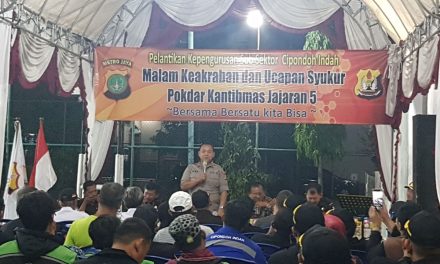 Kapolsek Cipondoh Hadiri Malam Pelantikan Pokda Kamtibmas Sub Sektor Cipondoh Indah