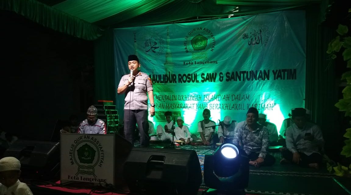 Kapolsek Cipondoh Hadiri Undangan Haflah Maulidur Rosul SAW dan Santunan Anak Yatim di Majlis Assyafi’iyah Cipondoh