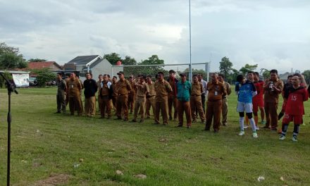 Kapolsek Cipondoh Hadir dalam Pembukaan Pertandingan Sepak Bola Dalam Rangka HUT Tangerang Kota Ke-27 di Kec.Pinang