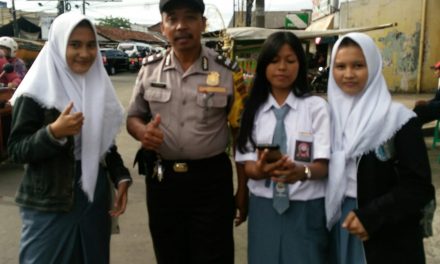 Berikan Rasa Aman dan Nyaman Dilingkungan Sekolah Bhabinkamtibmas Aiptu T.Raharjo   Sambang Polkiss ke Sekolah SMA Az-Zamir