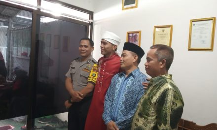 Jaga Silaturahmi, Aipu Asmad Sambangi Tokoh Masyarakat di Yayasan Pakem Bumi Kel.Pinang