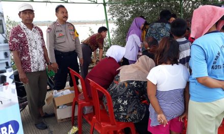 Bakti Sosial Paska Banjir oleh RS Mitra Husada di Ds. Tanjung Pasir