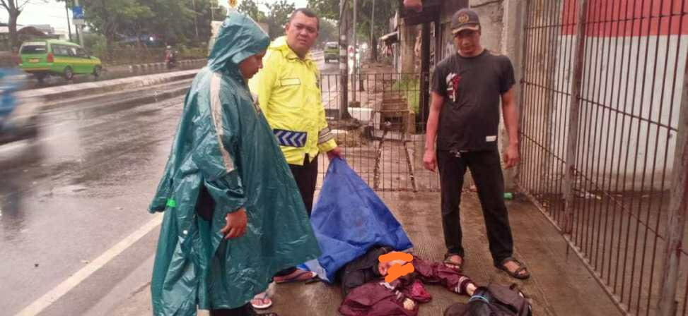 Telah terjadi kecelakaan lalu lintas terhadap korban salah satu anggota POLRI