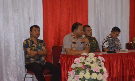 Polsek Neglasari Mengamankan Kegiatan Pemberian Santunan Terhadap Puluhan Warga Bubulak