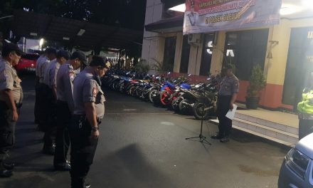 Apel kesiapan Polsek Ciledug Pengamanan Gerak Jalan Santai Hut Kota Tangerang ke-27 Tingkat kecamatan Karang Karang Tengah