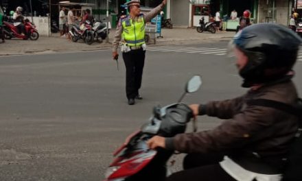 Cegah Kemacetan Jam Pulang Kerja, Anggota Lantas Atur Arus Lalulintas