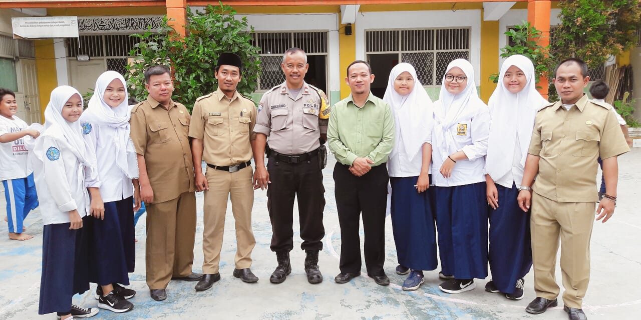 Program Polkis, Aiptu Sukarno Ciptakan Suasana Aman di Lingkungan Sekolah