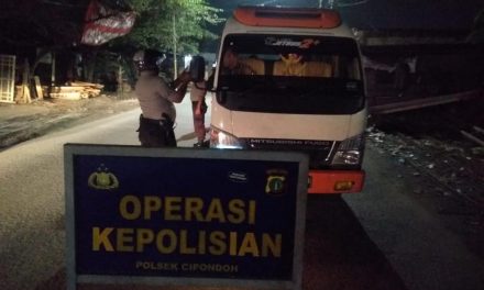 Ciptakan situasi Aman dan Kondusif  Unit Samapta R4 Polsek Cipondoh Gelar Patroli Cipta Kondisi ( CIPKON)