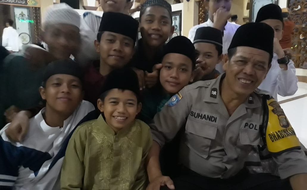 Sambang Polsantren, Bhabinkamtibmas Ajak Santri Jaga Ketertiban Pondok