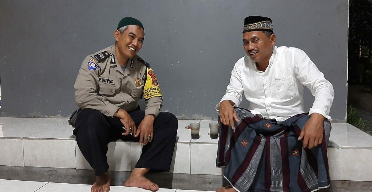 BHABINKAMTIBMAS KELURAHAN BELENDUNG SAMBANG TERHADAP WARGA BINAAN, BPK.HABIBULLAH, HJ.