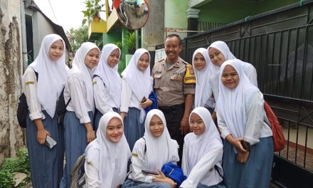 Cegah Kejahatan Di Kalangan Pelajar, Aiptu Sukarno Sambangi Sekolah