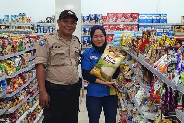 Aipda Hary Mur Yanto Melaksanakan Monitoring Pertokoan Minimarket di Wilayah Kel.Gondrong