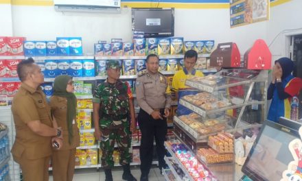 Antisipasi Dampak Corona, 3 Pilar Kelurahan Karang Anyar Sisir Minimarket