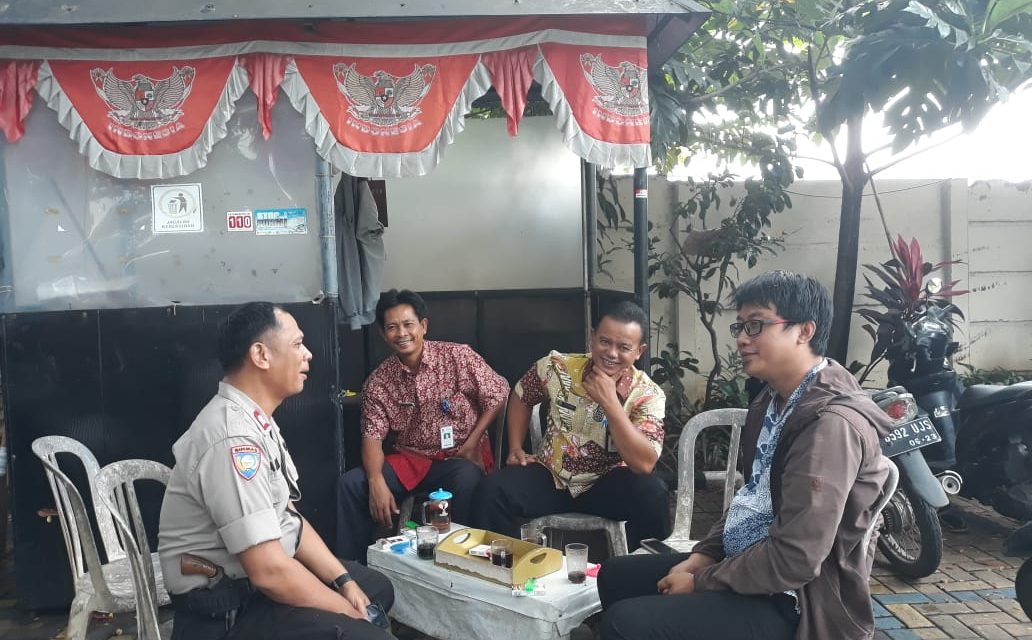 Sambang Tokoh Masyarakat Sebagai Sarana Silaturahmi Oleh Bhabinkamtibmas