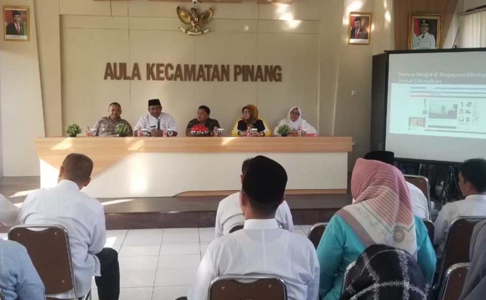 Kapolsek Cipondoh dan Binamas Hadiri Sosialisasi Virus Corona (COVID – 19) di Kec. Pinang