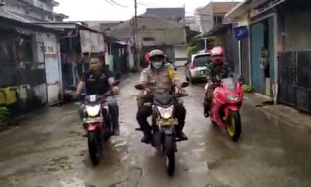 Bhabinkamtibmas Kel. Gondrong Lakukan Video Sosialisasi Antisipasi Wabah Covid-19