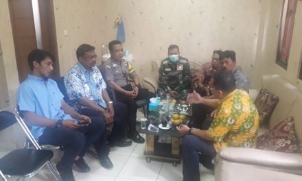 Aipda Toni Budi dan Camat Batuceper, Unsur Tiga Pilar Silaturahmi Dengan Para Tokoh di Kel. Kebon Besar